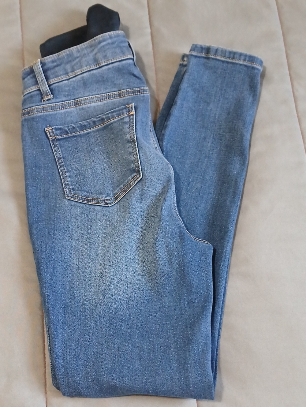 Time and Tru Women’s Light Blue Skinny Jeans